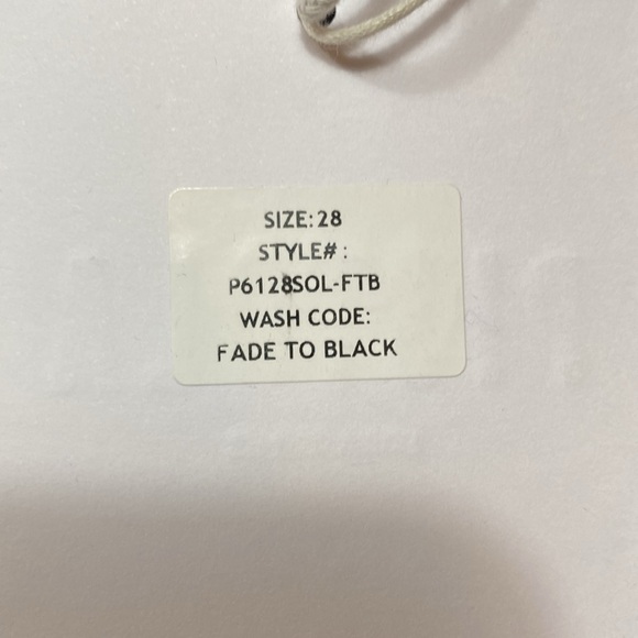 NWT Pistola Cassie High Rise Cargo Pants Size 28 Black Cotton Straight Leg - Picture 11 of 15